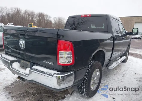 2024 Ram 2500 Big Horn 4X4 6'4 Box from USA, damaged, VIN 3C6UR5DL2RG340002